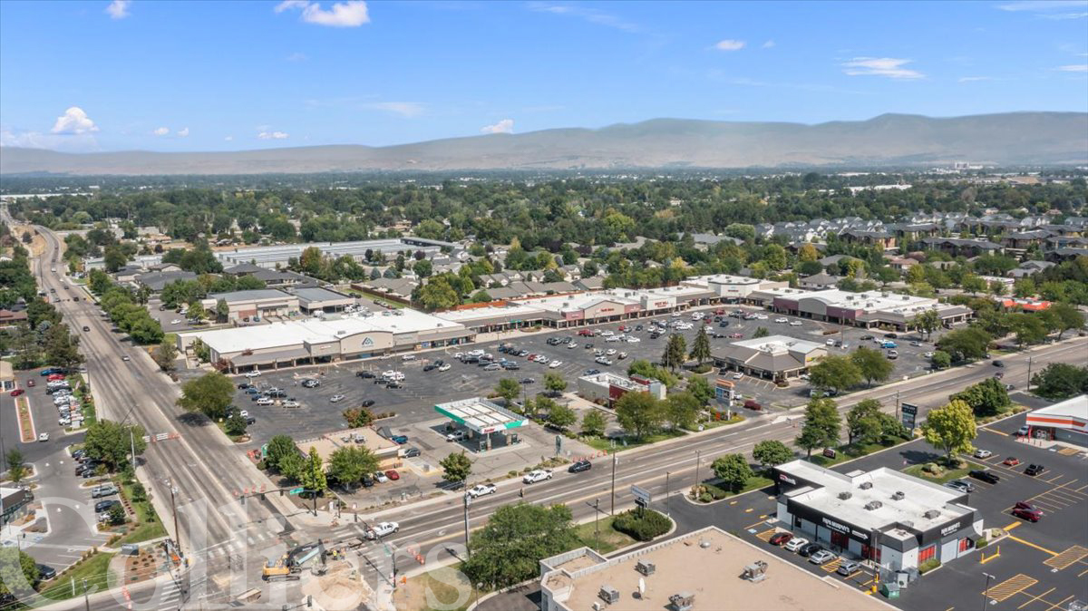 10346-10500 W Overland Rd, Boise, ID for lease Building Photo- Image 1 of 6