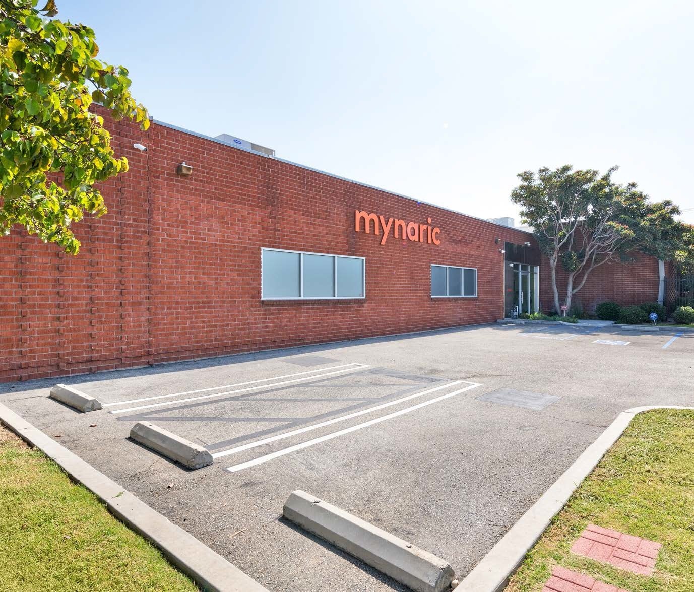 13100 Yukon Ave, Hawthorne, CA for lease Building Photo- Image 1 of 8