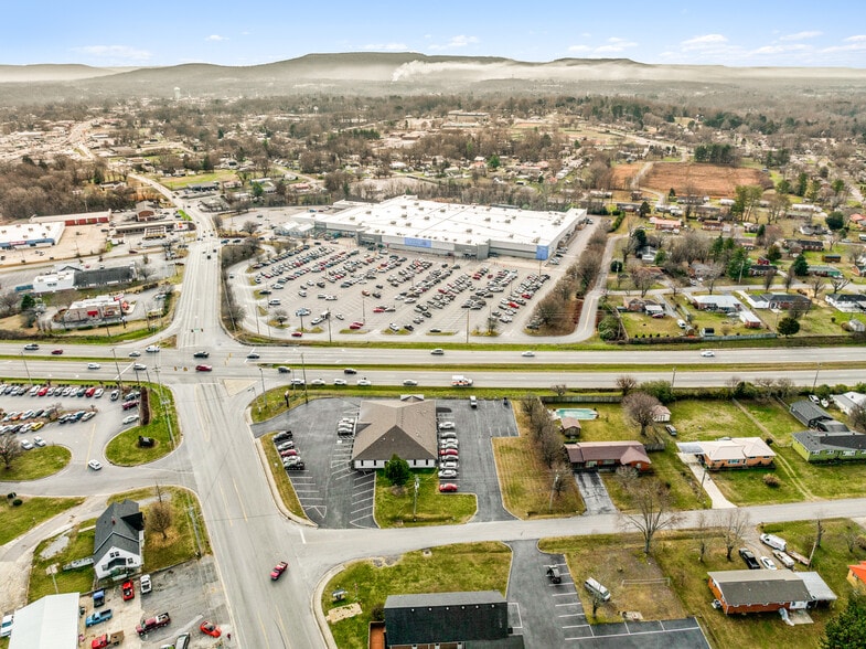 931 Old Smithville Rd, McMinnville, TN for lease - Building Photo - Image 3 of 5