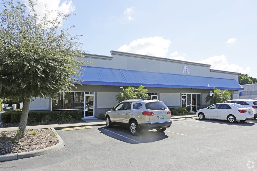 16171 San Carlos Blvd, Fort Myers, FL à louer - Photo du bâtiment - Image 3 de 4