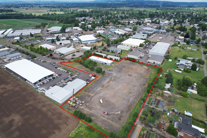 2500 Industrial Ave, Hubbard, OR for lease - Building Photo - Image 2 of 7