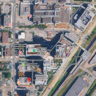 Plus de détails pour 233 Nelson's Cres, New Westminster, BC - Médical à louer