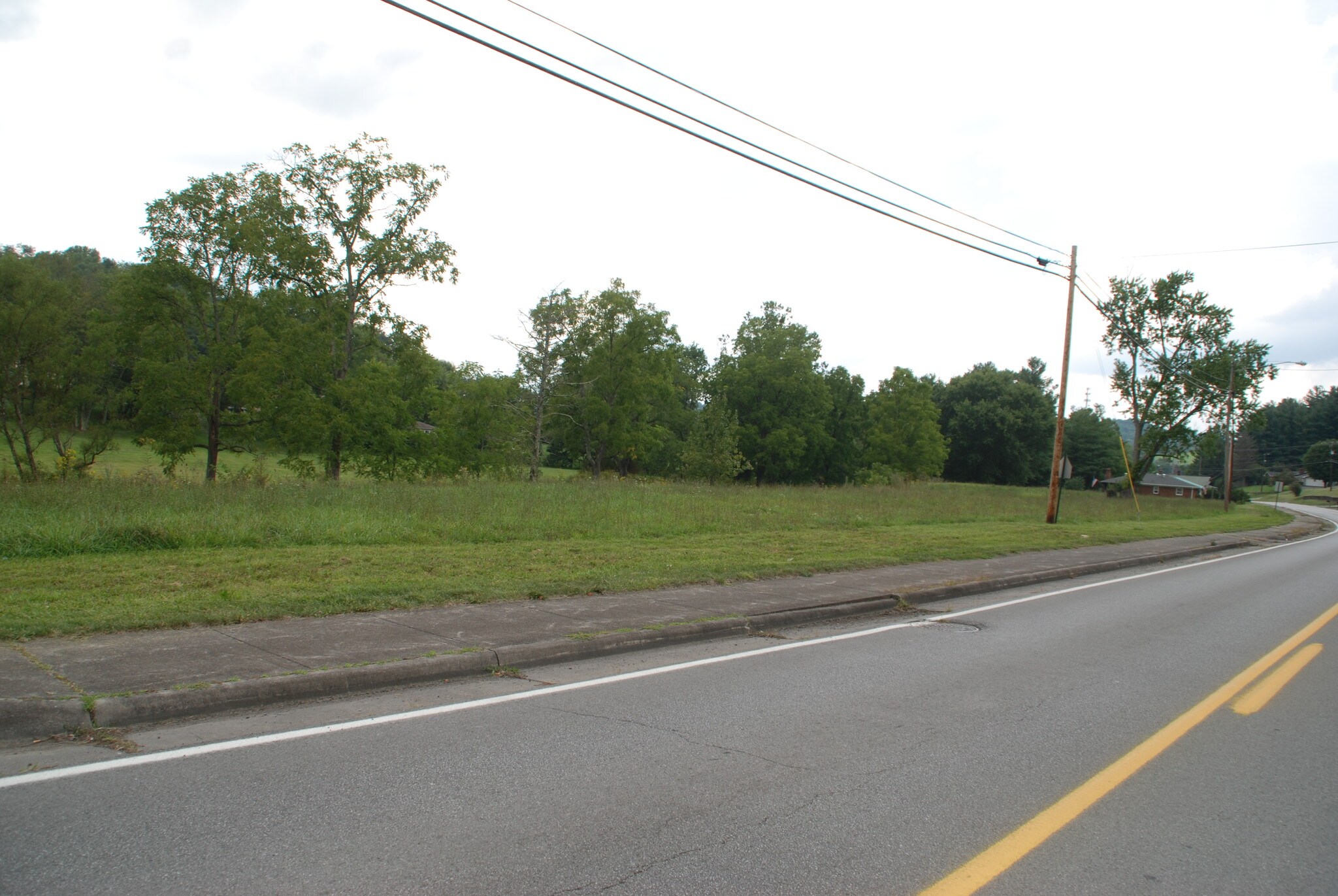 100 Ben Bolt Ave, Tazewell, VA à vendre Photo principale- Image 1 de 2