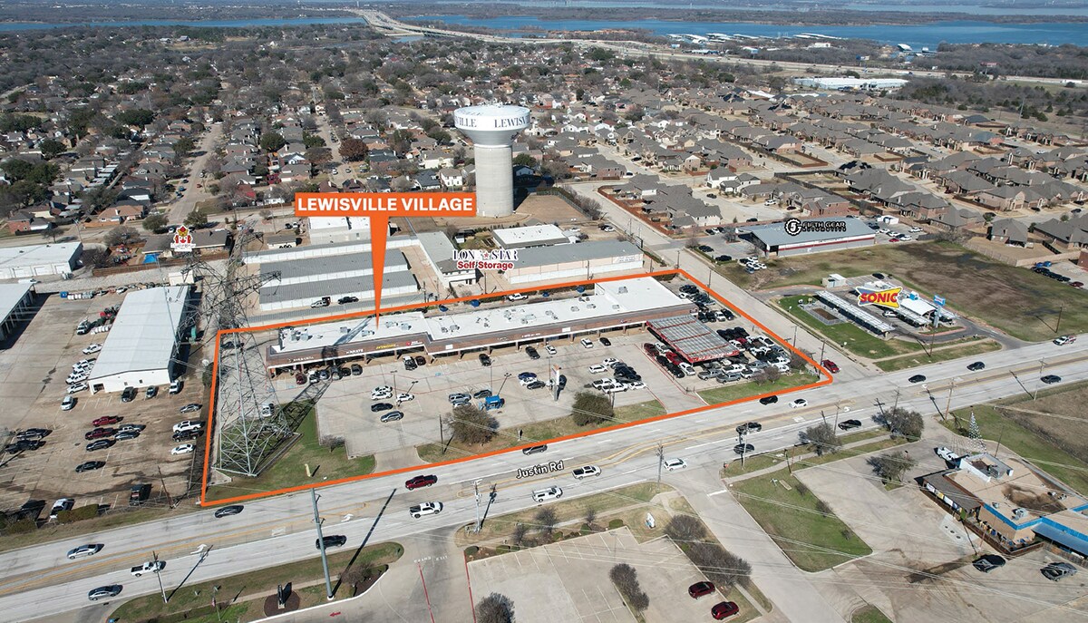 1425 Justin Rd, Lewisville, TX à louer Photo du bâtiment- Image 1 de 17