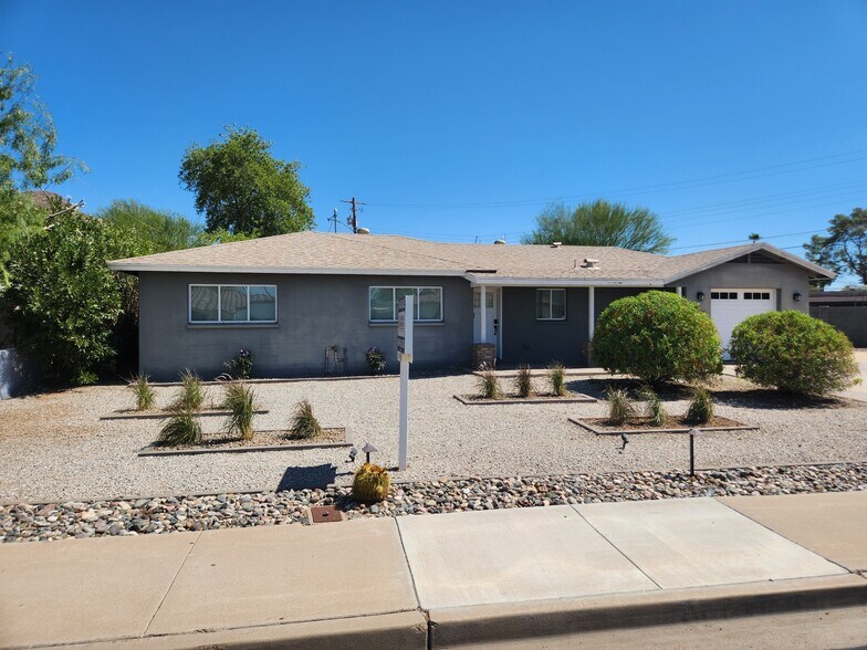 4709 N 44th St, Phoenix, AZ à vendre - Photo du bâtiment - Image 2 de 18