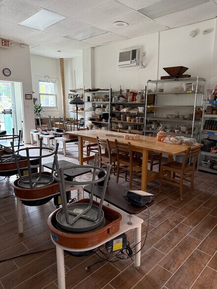 533 Central Ave, Jersey City, NJ à louer - Photo du bâtiment - Image 2 de 13