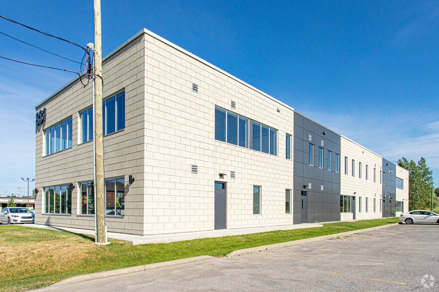 831 Boul Saint-René O, Gatineau, QC à vendre - Photo du bâtiment - Image 2 de 2