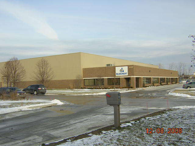 42450 Mancini, Sterling Heights, MI for lease - Building Photo - Image 1 of 4