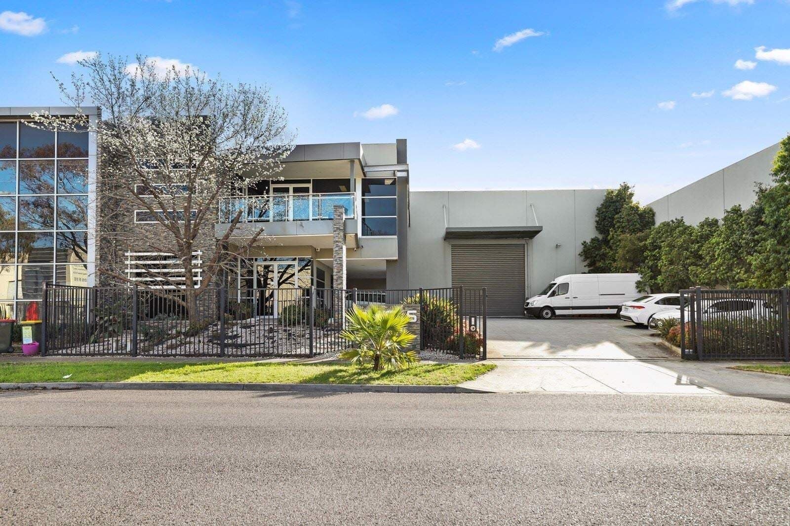 11-13 Butler Way, Tullamarine for sale Primary Photo- Image 1 of 7
