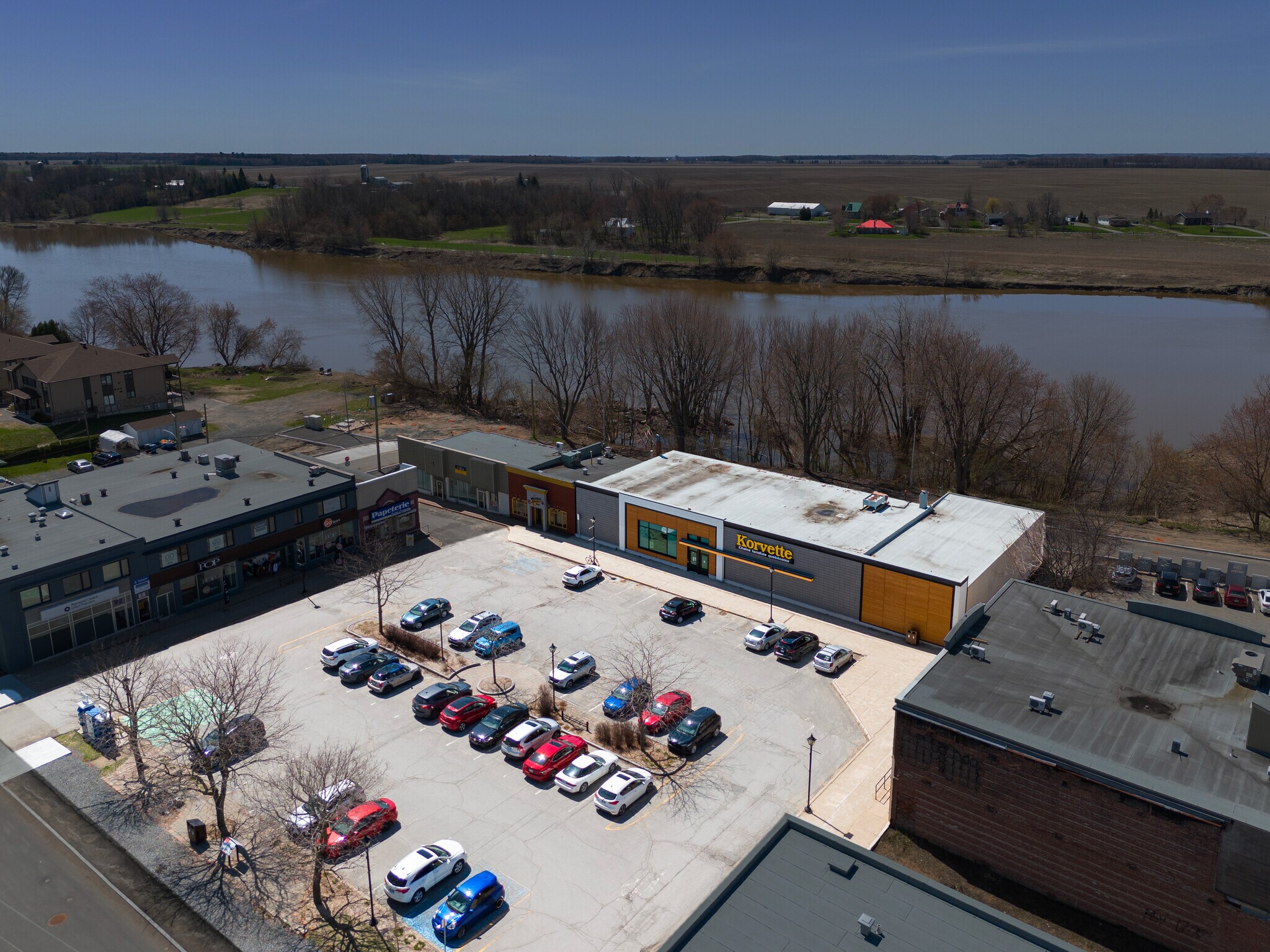 200 Pl Du 21-Mars, Nicolet, QC à vendre Aérien- Image 1 de 12
