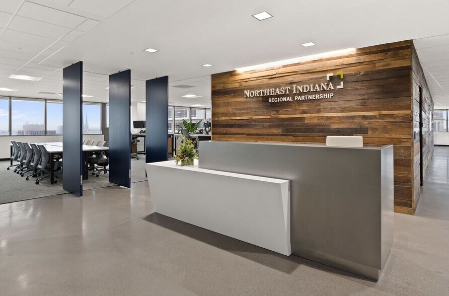 200 E Main St, Fort Wayne, IN à louer - Photo intérieure - Image 2 de 10