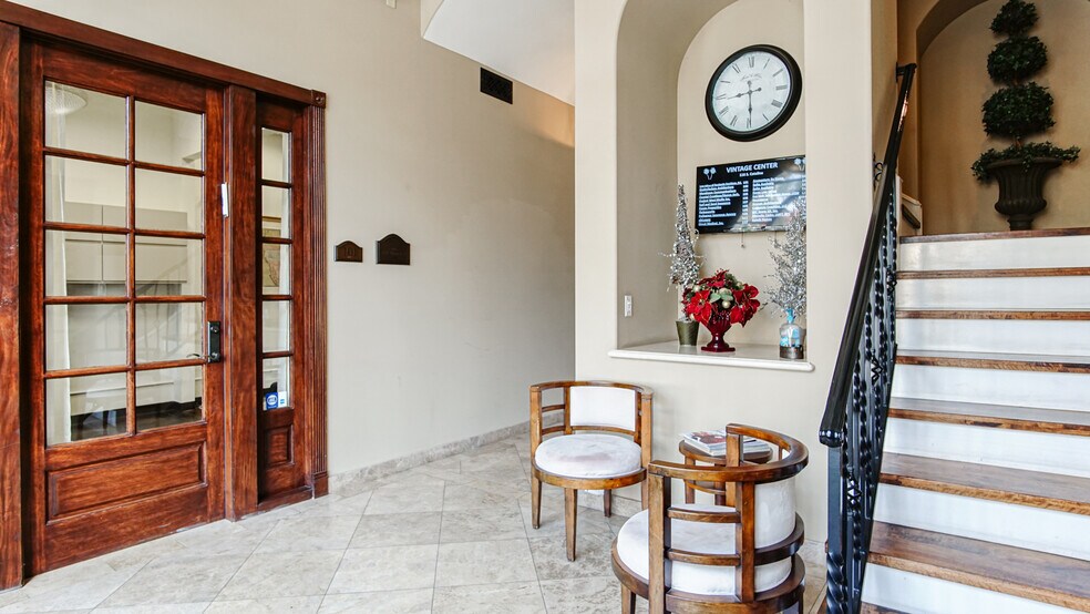 116 S Catalina Ave, Redondo Beach, CA à louer - Photo du bâtiment - Image 3 de 14