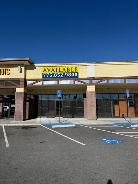 3304 S McCarran Blvd, Reno, NV à louer - Photo du bâtiment - Image 3 de 11