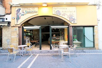 Retail in El Vendrell, Tarragona for lease Building Photo- Image 1 of 16