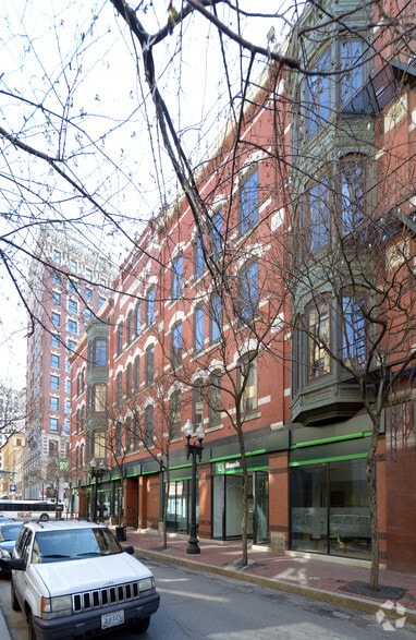 180 Westminster St, Providence, RI à louer - Photo du bâtiment - Image 2 de 7