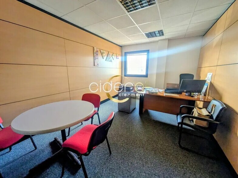 Bureau dans Clermont-Ferrand à louer - Photo intérieure - Image 3 de 4