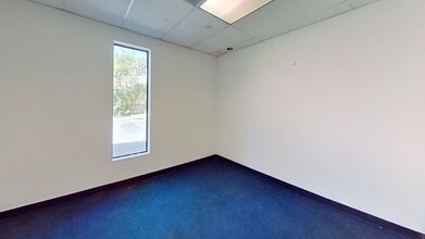 572 E McNab Rd, Pompano Beach, FL à louer Photo intérieure- Image 2 de 12