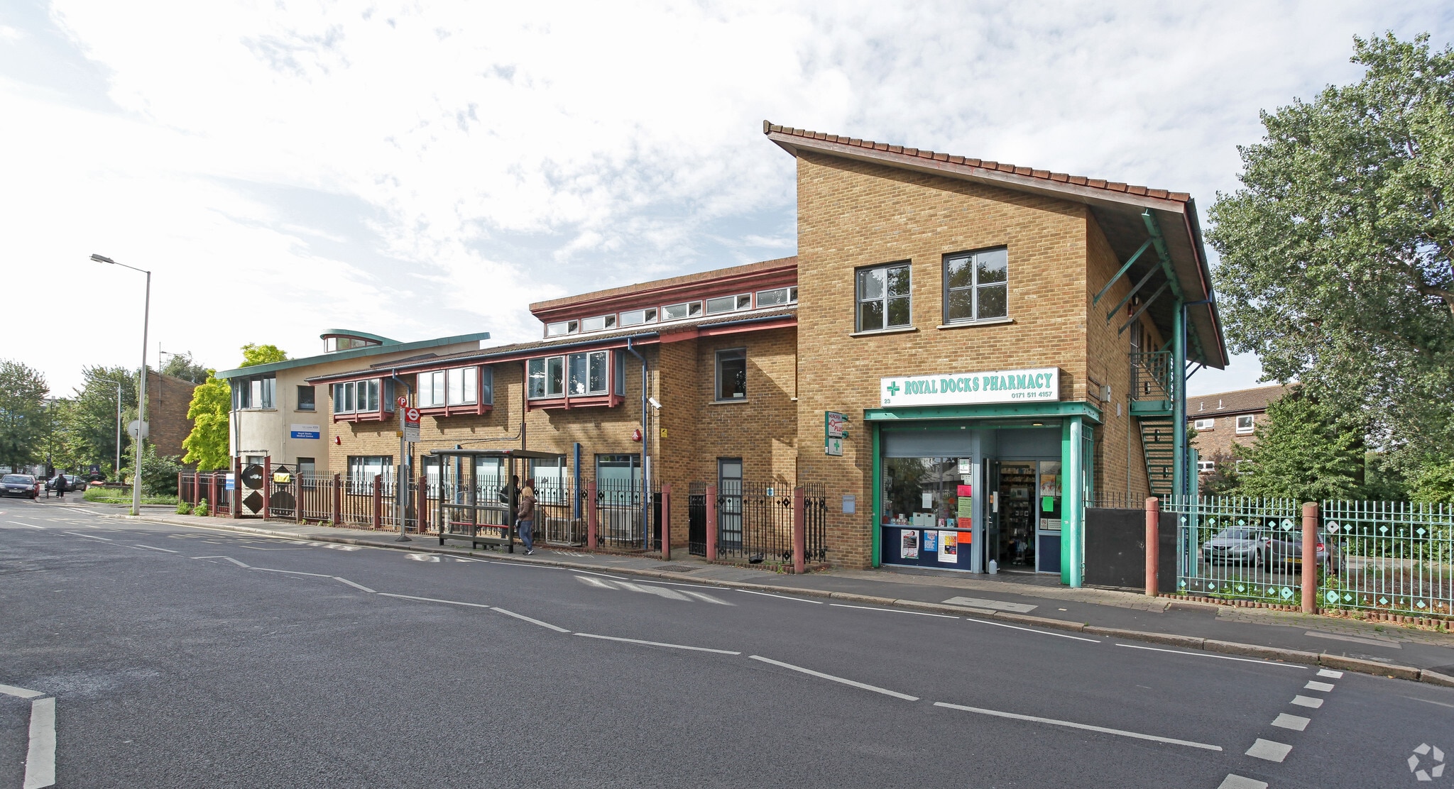 21-23 East Ham Manor Way, London for lease Primary Photo- Image 1 of 5