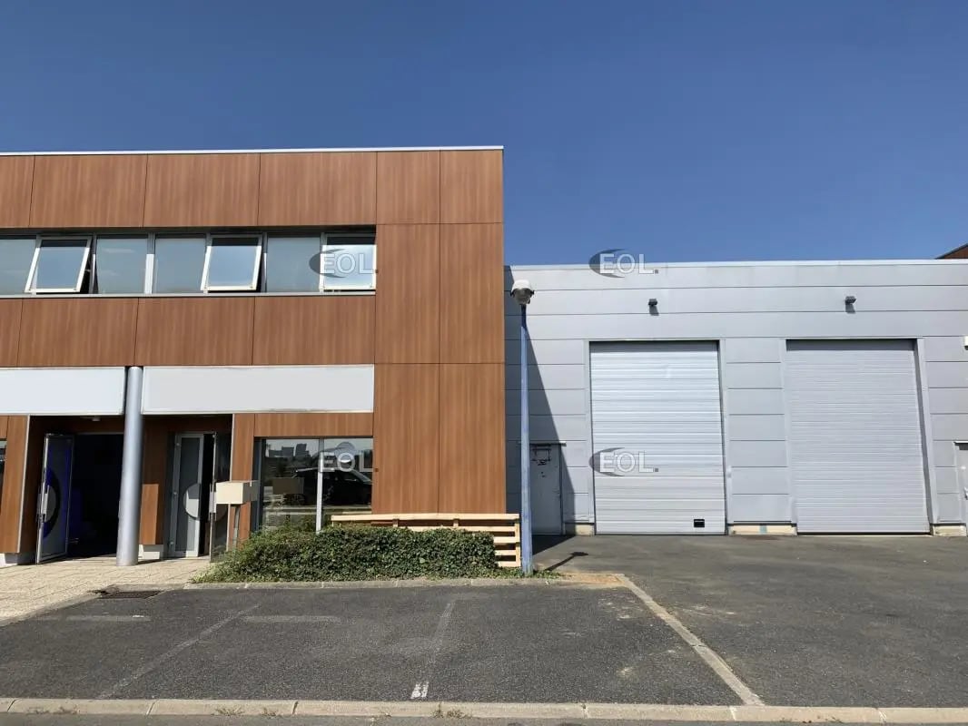 Flex in Cormeilles-en-Parisis for lease Building Photo- Image 1 of 10