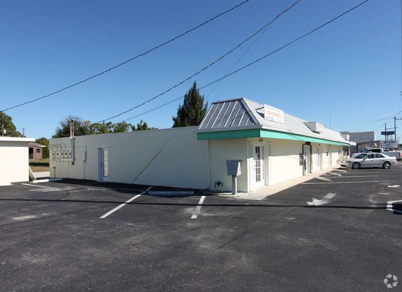 1530-1552 S Mccall Rd, Englewood, FL for lease - Building Photo - Image 3 of 4