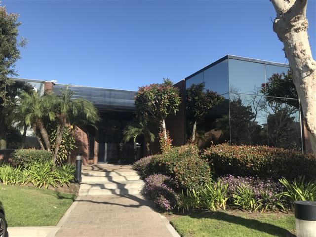 4611 Teller Ave, Newport Beach, CA for lease - Building Photo - Image 2 of 23