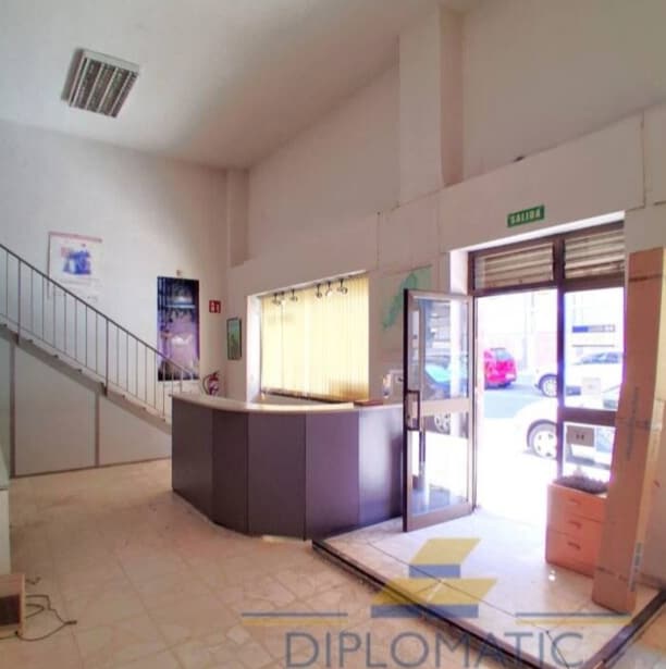 Retail in Madrid, Madrid for lease Interior Photo- Image 1 of 5