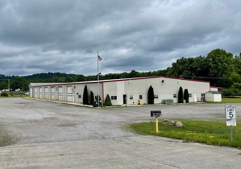 14 Sewer Branch Rd, Buckhannon, WV à louer - Photo du bâtiment - Image 1 de 14