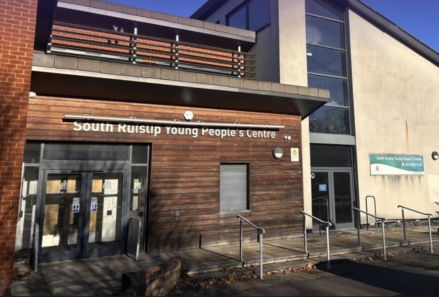 543 Victoria Rd, Ruislip à vendre - Photo principale - Image 1 de 1