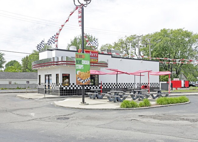 Plus de détails pour 23815 Van Dyke Ave, Center Line, MI - Commerce de détail à vendre