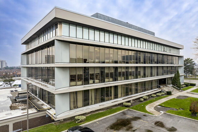 Plus de détails pour 39 Wynford Dr, Toronto, ON - Bureau, Bureau/Commerce de détail à louer