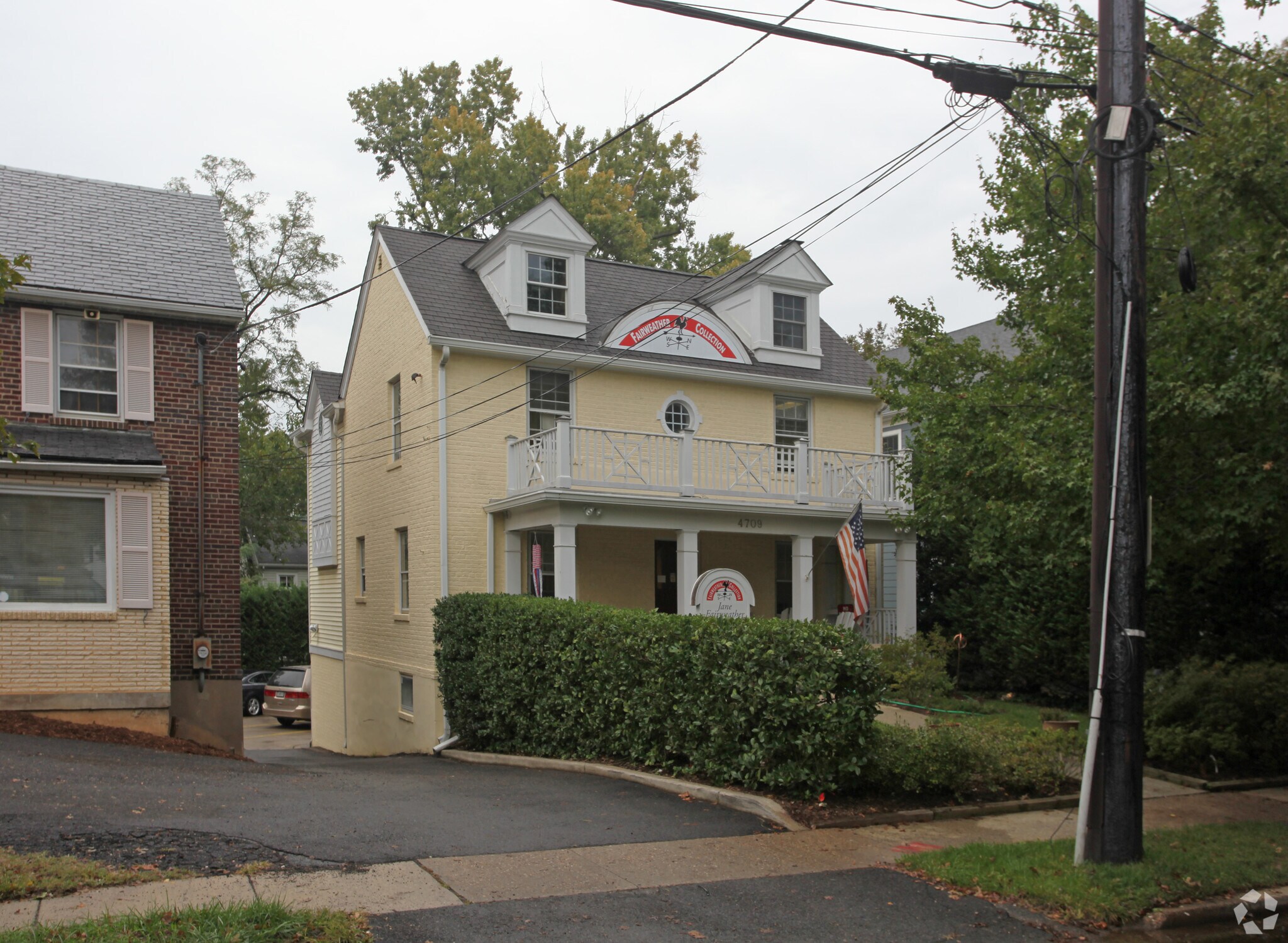 4709 Maple Ave, Bethesda, MD à vendre Photo principale- Image 1 de 3