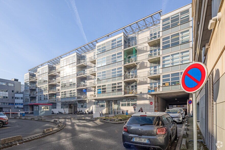 13 Rue Georges Auric, Paris à louer - Photo du bâtiment - Image 3 de 3