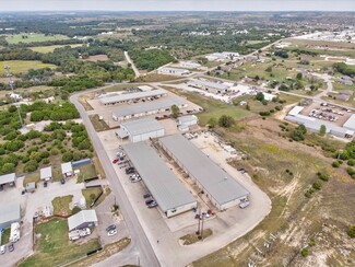 Plus de détails pour 129-141 M and M Ranch Rd, Granbury, TX - Industriel à louer