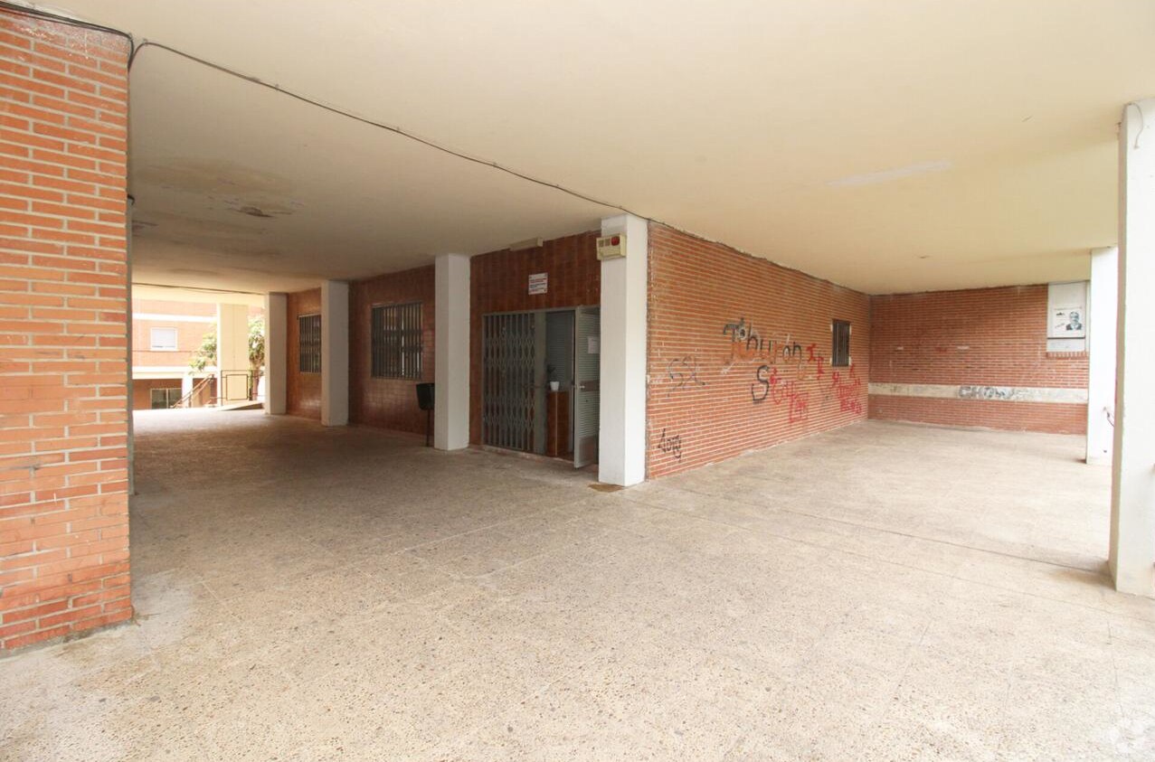 Immeuble residentiel dans Torrelaguna, Madrid à vendre Photo intérieure- Image 1 de 2