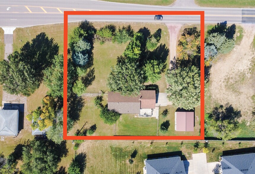 47519 Willow st, Harrisburg, SD à vendre - Photo du bâtiment - Image 2 de 6