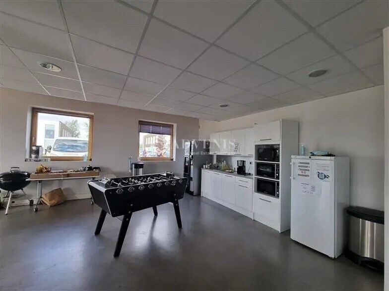 Office in VILLENEUVE-D'ASCQ for lease - Interior Photo - Image 3 of 12