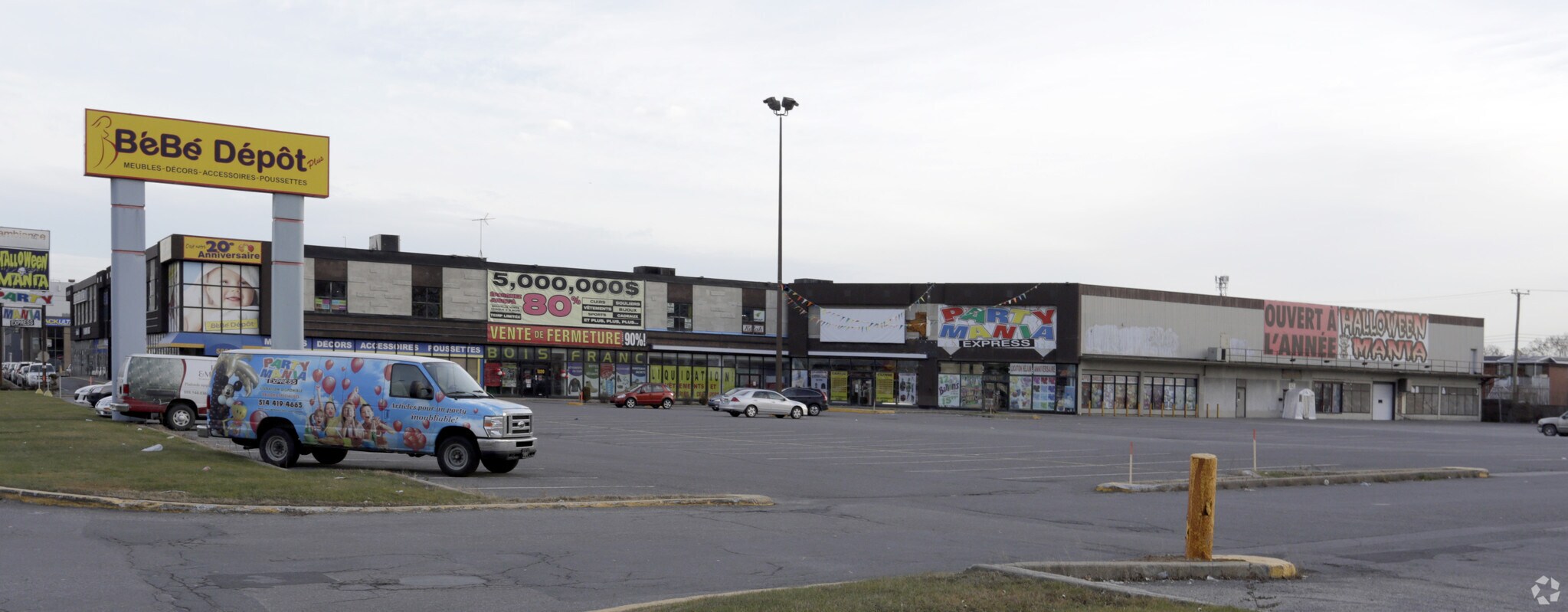5820-5834 Boul Métropolitain E, Montréal, QC à vendre Photo principale- Image 1 de 1