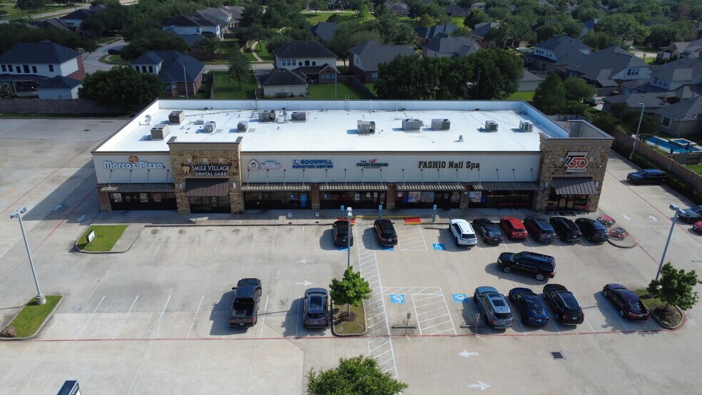 12810 W Broadway St, Pearland, TX à louer - Photo principale - Image 1 de 3