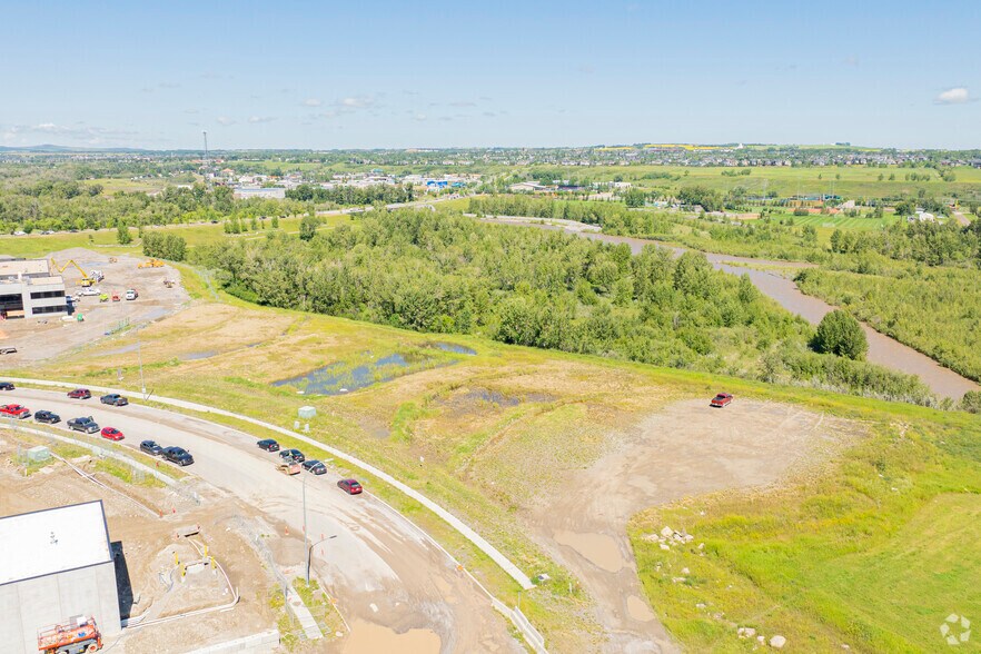 3800 Southbank Blvd, Okotoks, AB à vendre - Aérien - Image 2 de 2