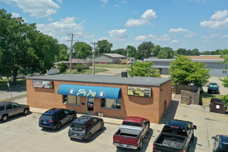 More details for 401 N Limit St, Lincoln, IL - Retail for Sale