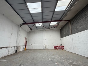 3 Old Oak Common Ln, London for lease Interior Photo- Image 1 of 2