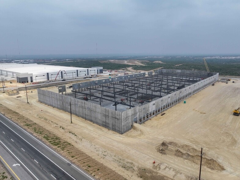 Mines Rd., Laredo, TX for lease - Building Photo - Image 3 of 6