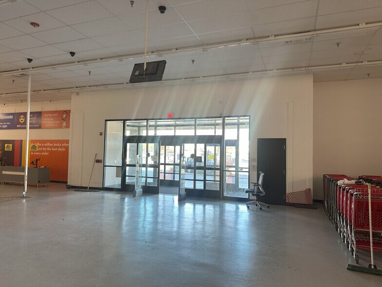 1101-1291 Sanguinetti Rd, Sonora, CA à louer - Photo intérieure - Image 2 de 12