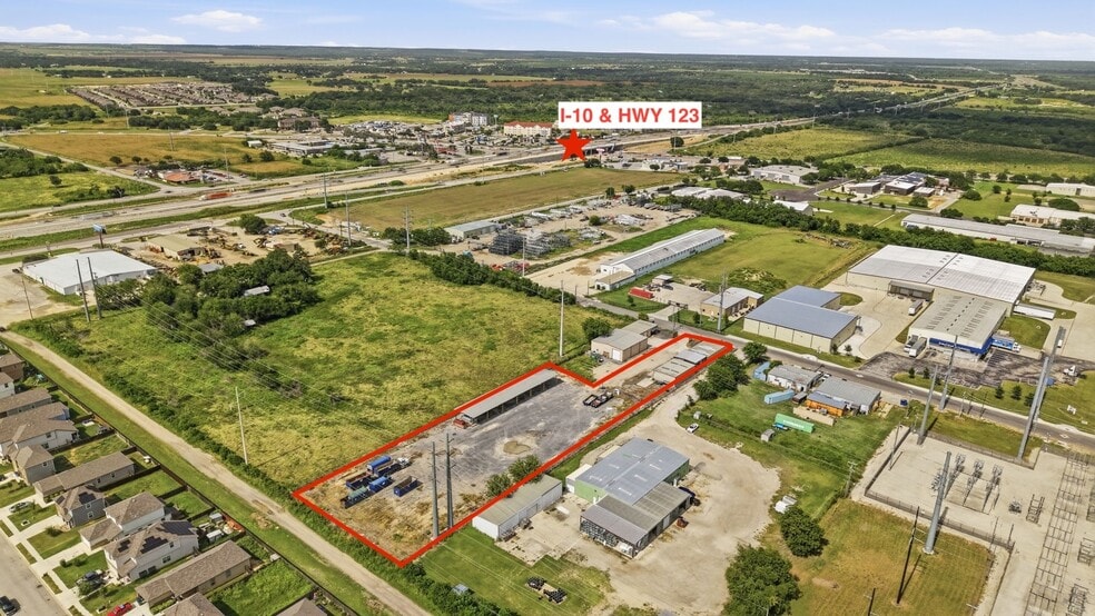 2476 N Heideke St, Seguin, TX for sale - Aerial - Image 1 of 29