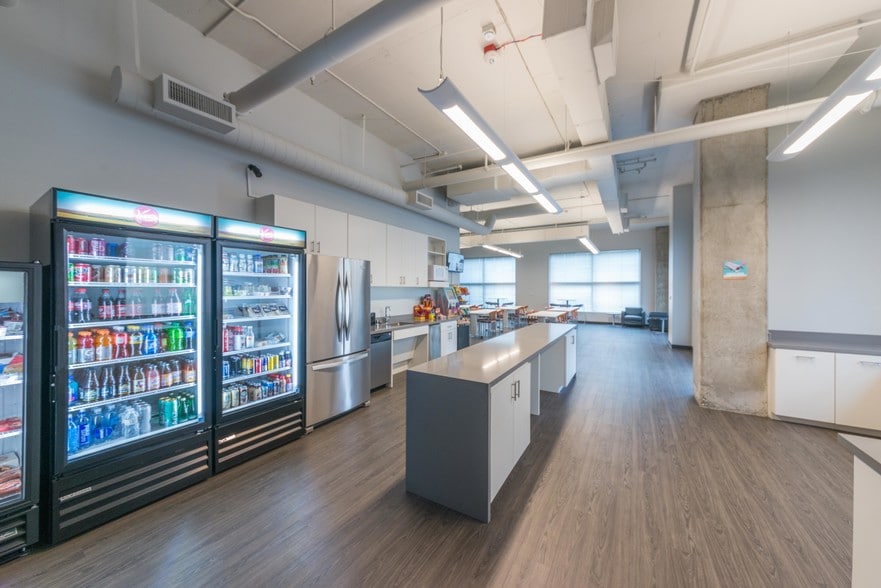 2600 N Dallas Pky, Frisco, TX for lease - Interior Photo - Image 3 of 39