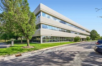 Plus de détails pour 1225 Corporate Blvd, Aurora, IL - Bureau à vendre