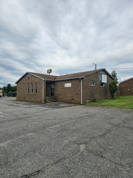 110 Belmont Pl, Shelby, NC à louer - Photo du bâtiment - Image 1 de 1