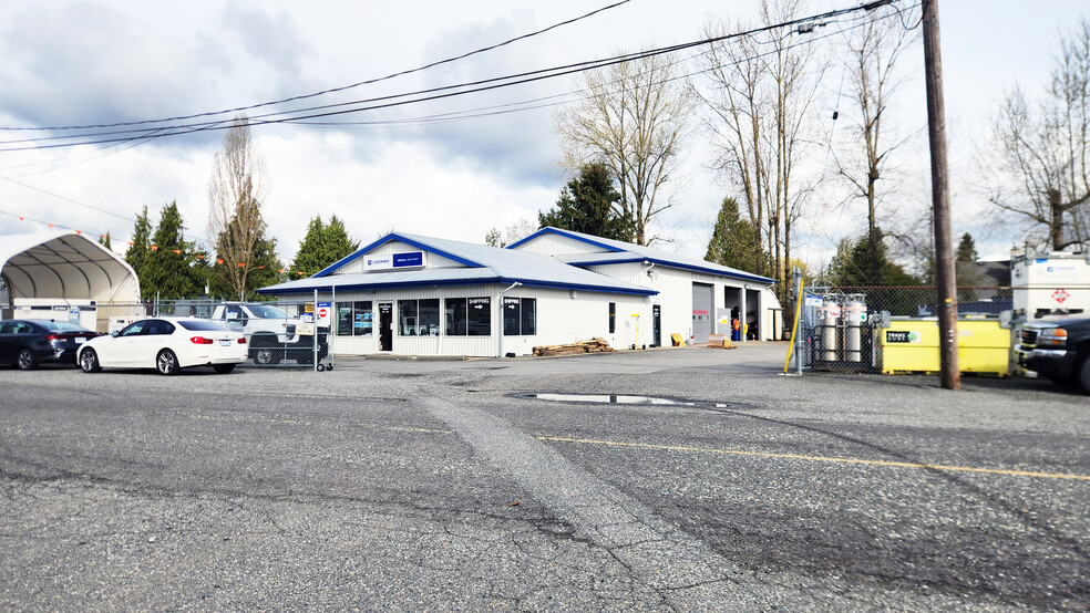 26875 Fraser Hwy, Aldergrove, BC for sale - Primary Photo - Image 1 of 1