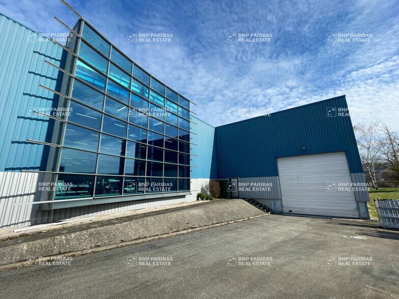 2 Rue Jean Monnet, Chevigny-Saint-Sauveur for sale - Building Photo - Image 2 of 27