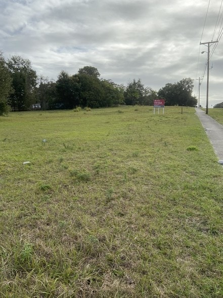 1031 S Orange Blossom Trl, Apopka, FL for sale - Primary Photo - Image 1 of 4